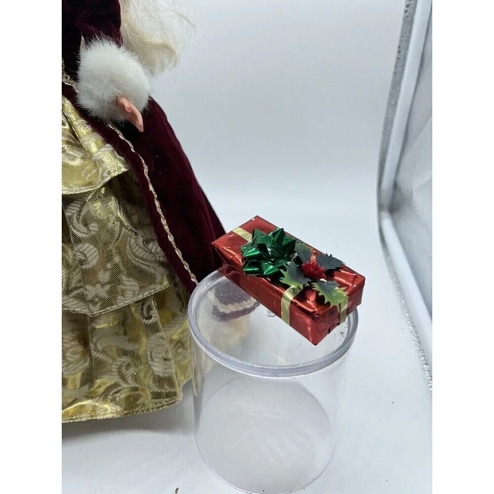 Vintage 1996 Mattel Barbie Happy Holidays Doll Special Edition 15646 W/ Gift